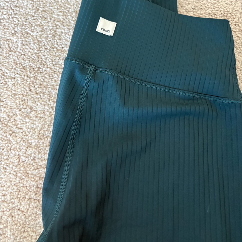 Vuori Deep Teal Leggings